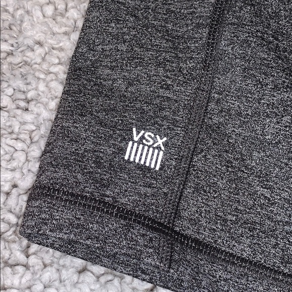 Grey cropped Victoria Secret sport leggings - Picture 4 of 4